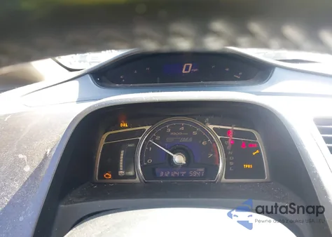 2010 Honda Civic Hybrid from USA, damaged, VIN JHMSA3F21AS005780